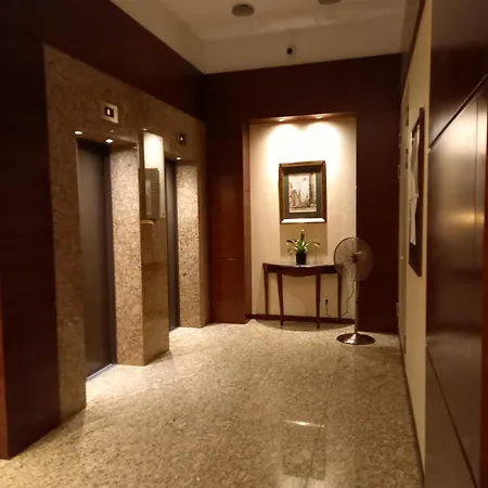 Vip Atelier Centrum Bagno * Varšava